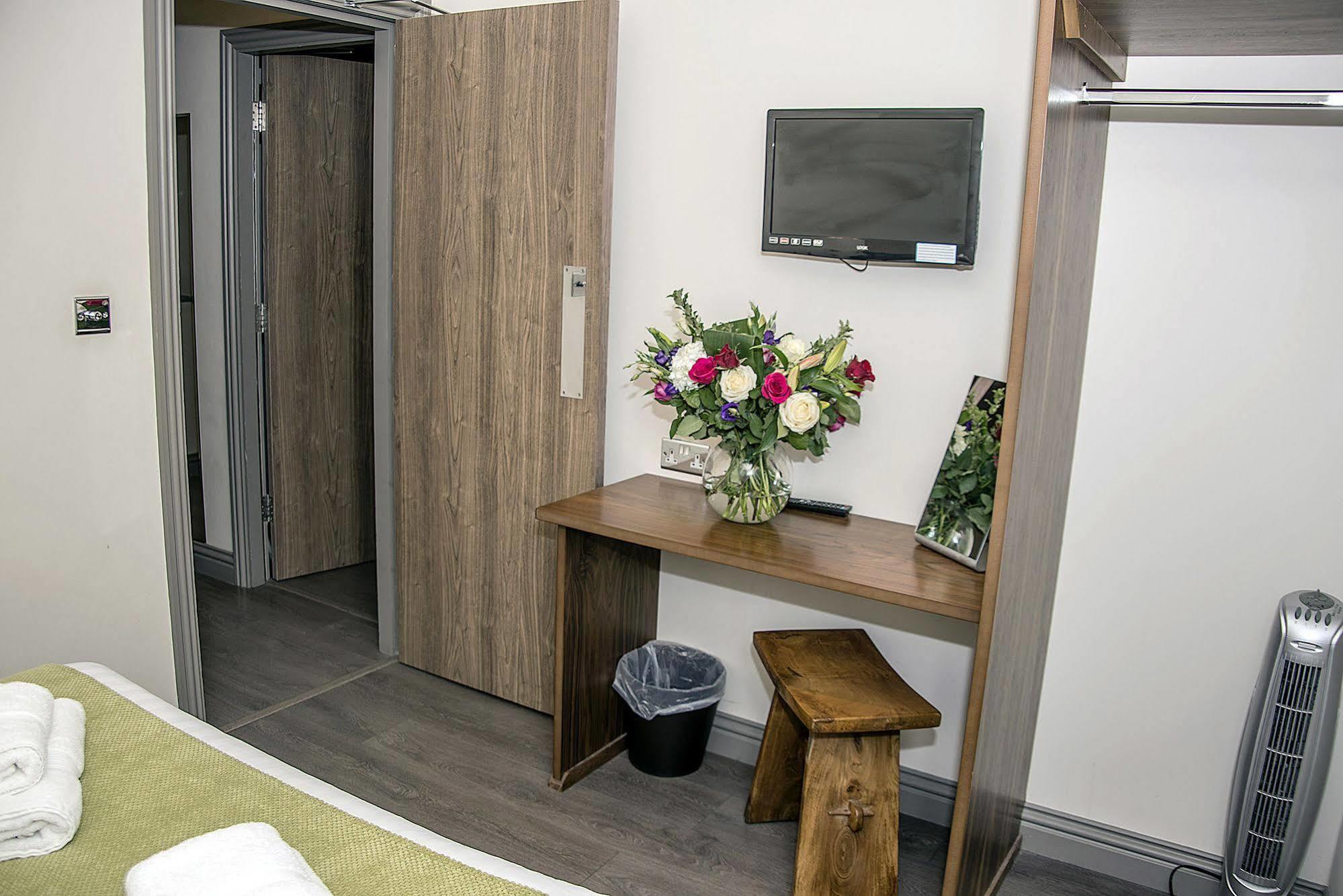 Base Serviced Apartments - City Road Chester Exterior foto