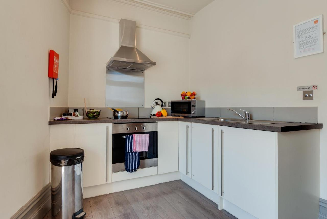 Base Serviced Apartments - City Road Chester Exterior foto